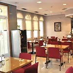 Hotel Crunia I