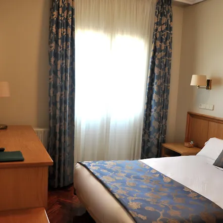 Hotel Crunia I 4*