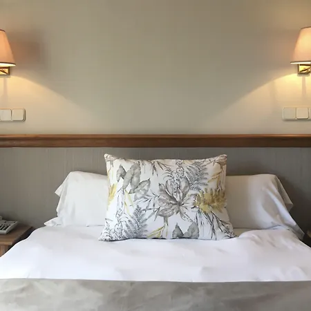 Hotel Crunia I